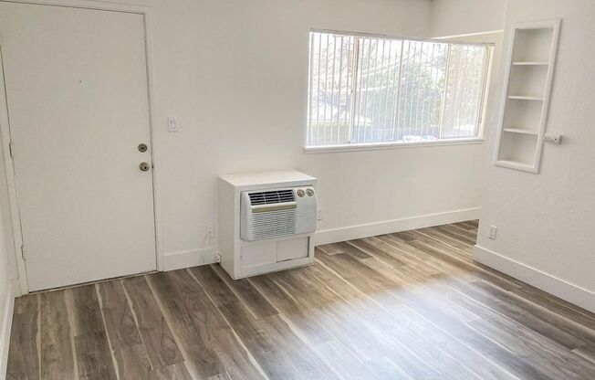 Studio, 1 bath, 350 sqft, $1,425, Unit 5478-19