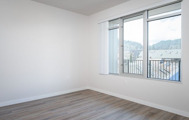 2 beds, 2 baths, 920 sqft, $2,395, Unit 40-301