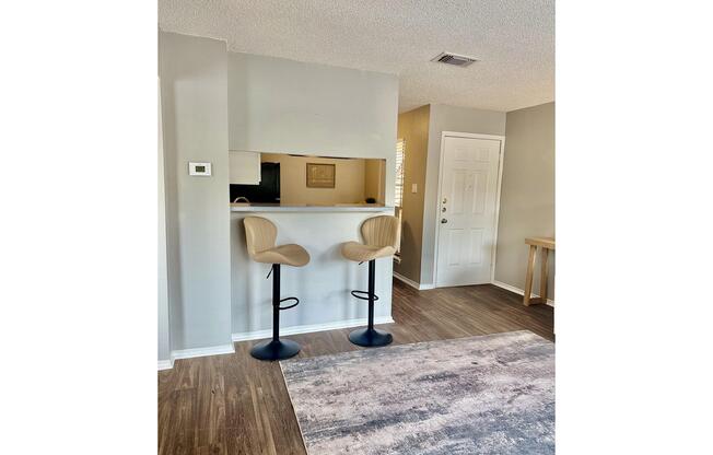Studio, 1 bath, 493 sqft, $840