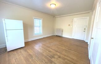 Studio, 1 bath, $795, Unit 306