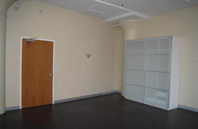 Huge Work/Live Loft in Rarely Available Irving St. Lofts - Most utilities included. Free parking
