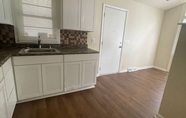 3 beds, 1 bath, $1,495