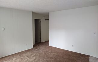 2 beds, 1 bath, 800 sqft, $1,195, Unit 3