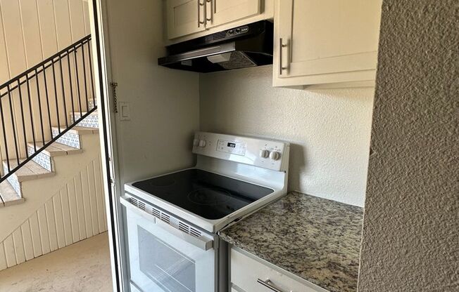 1 bed, 1 bath, 622 sqft, $1,085, Unit 202