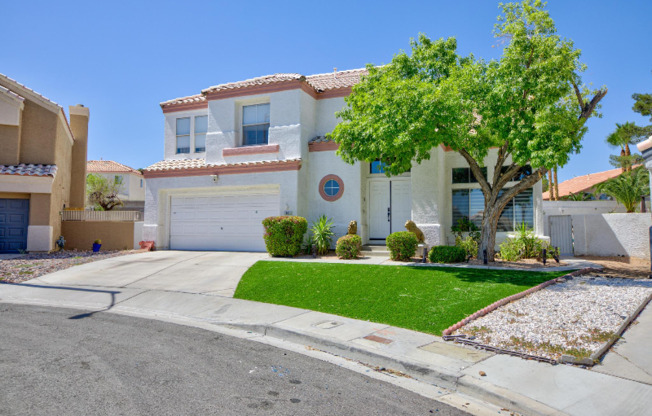 61 SWAN CIR