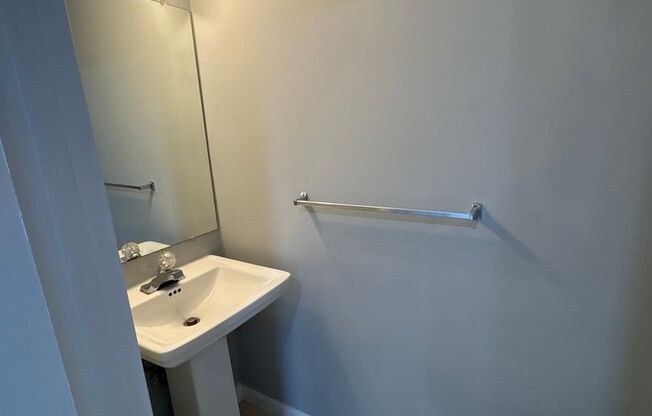 ** 3 BEDROOM TOWNHOME **