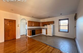 3 beds, 1 bath, $3,800, Unit 2