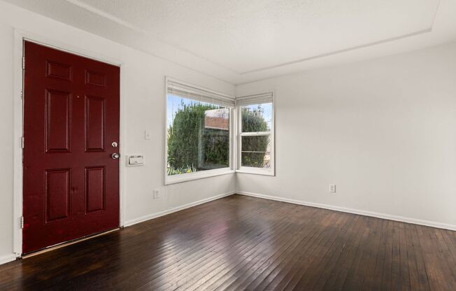 7624 NE Broadway (Jonesmore)