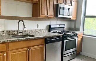 4 beds, 1 bath, 1,500 sqft, $3,900, Unit 9