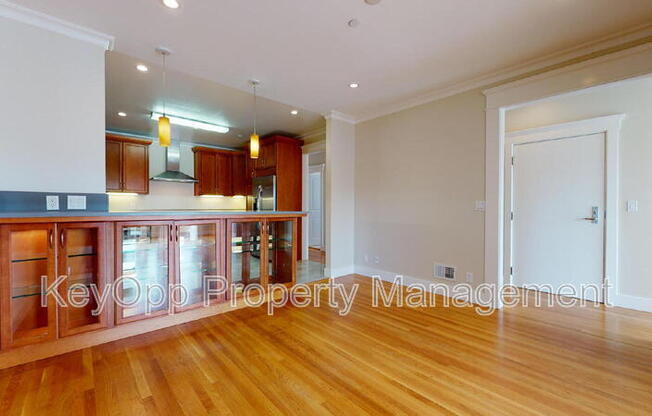 432 26 AVE
