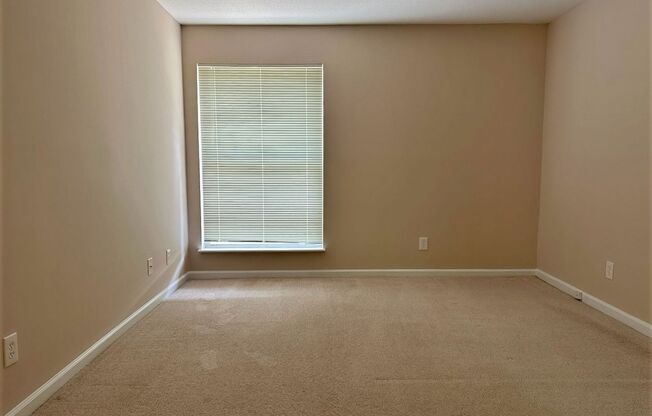 2 beds, 2 baths, 1,068 sqft, $1,665, Unit 1111LsA
