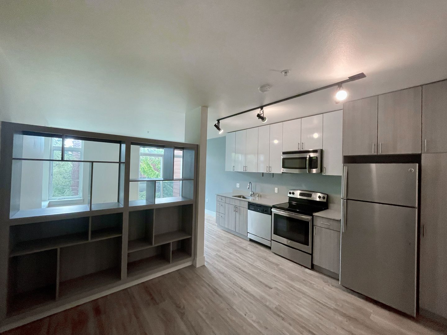 1 bed, 1 bath, 478 sqft, $1,595, Unit 406 - MFTE