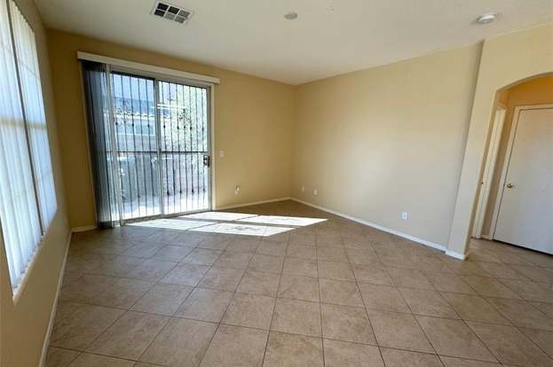 2415 LIVING ROCK ST