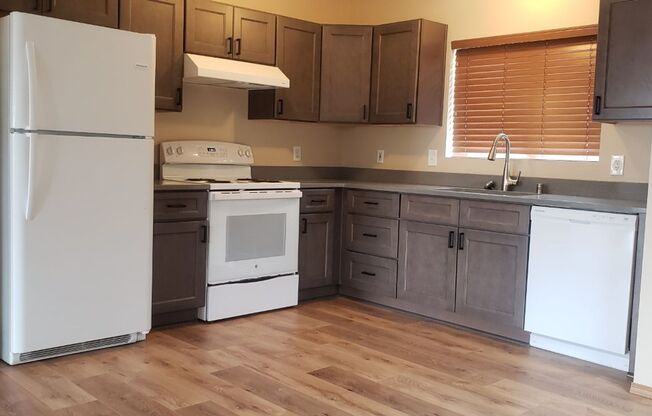 3431-3433 E. Montgomery Ave