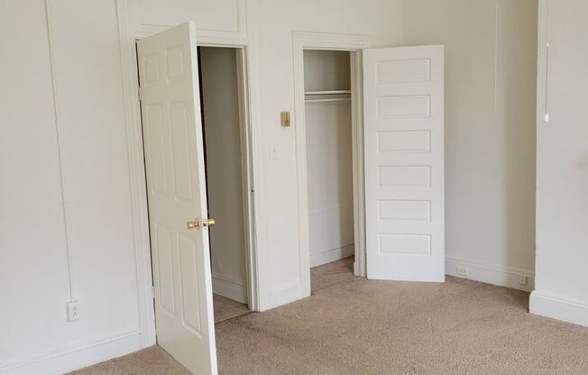 Studio, 1 bath, 450 sqft, $1,149, Unit 50-3