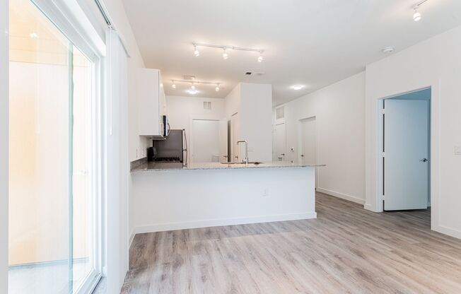 1 bed, 1 bath, 775 sqft, $1,395, Unit 3212