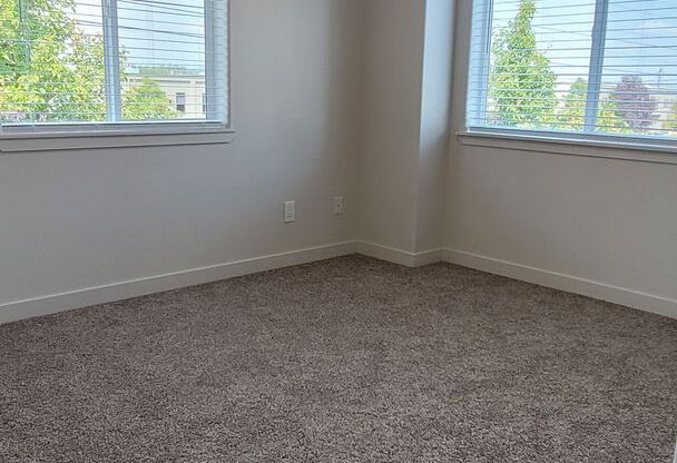 3 beds, 2 baths, 1,044 sqft, $1,995, Unit 224
