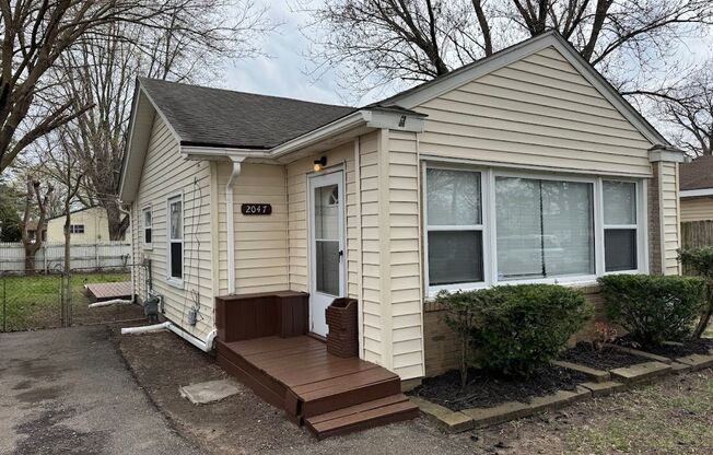 3 bedroom 1 bathroom ranch with fenced backyard