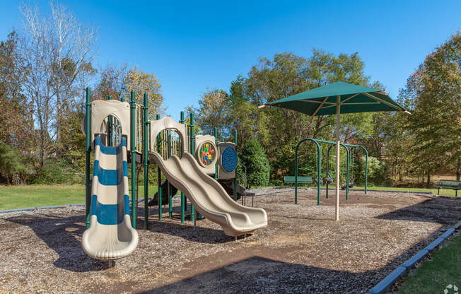 Southwind Lakes Apartments