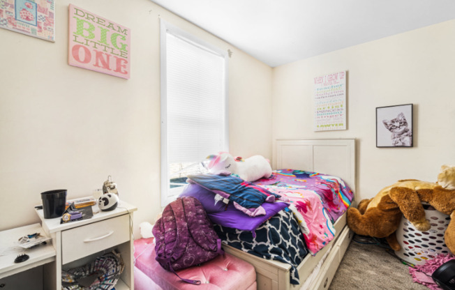 231 RIPLEY PL