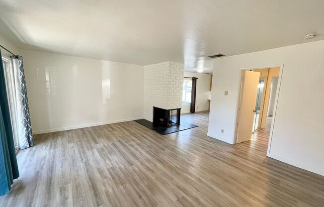 4 beds, 3 baths, 1,800 sqft, $4,500, Unit 2653 Harbor Blvd. - LT