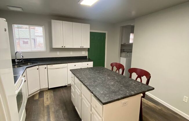 Newly Updated 2 Bedroom 1 Bath in Klickitat