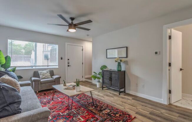 2 beds, 1.5 baths, 1,000 sqft, $1,725, Unit 105