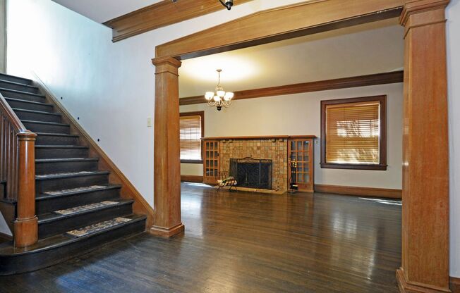 Beautiful Home For Rent in Minneapolis!