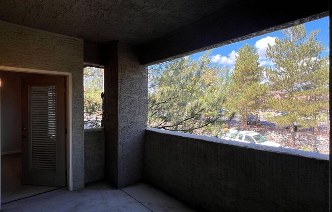 2 beds, 2 baths, $2,275, Unit # 5523