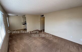 2 beds, 1 bath, 800 sqft, $900, Unit B