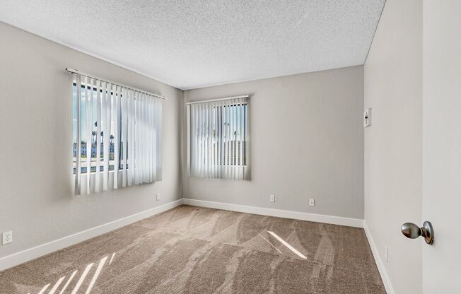 2 beds, 2 baths, 905 sqft, $2,502, Unit Unit 324