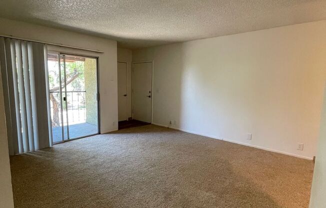 2 beds, 1 bath, 750 sqft, $1,099, Unit 18