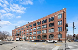 1727 S. INDIANA AVE.