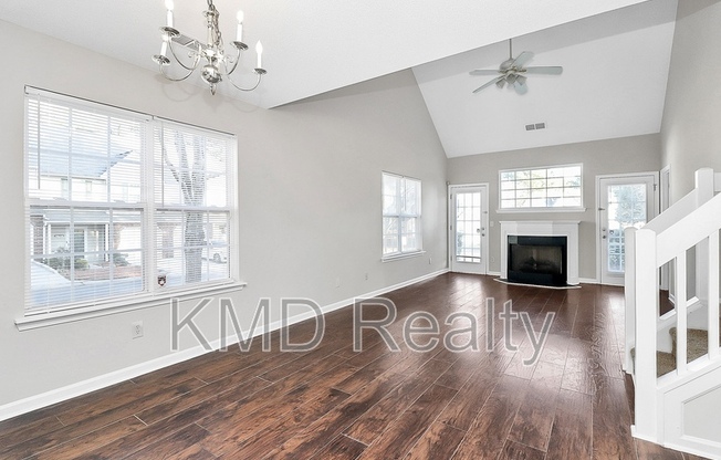 11350 YELLOW SPANIEL CT