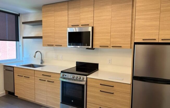 1 bed, 1 bath, 585 sqft, $1,449, Unit 201