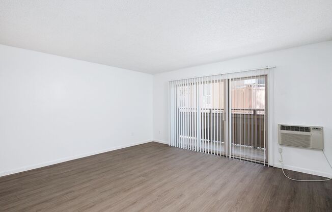 2 beds, 2 baths, 1,027 sqft, $2,695, Unit A-07