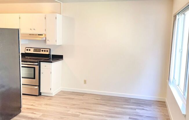 1 bed, 1 bath, 700 sqft, $2,795, Unit 402