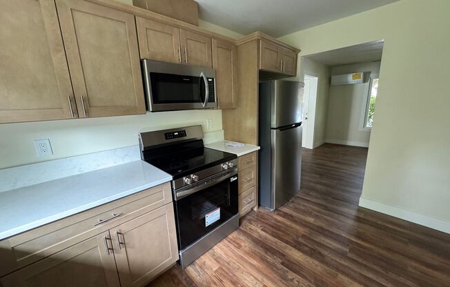 3 beds, 2 baths, 1,500 sqft, $3,495, Unit 11867