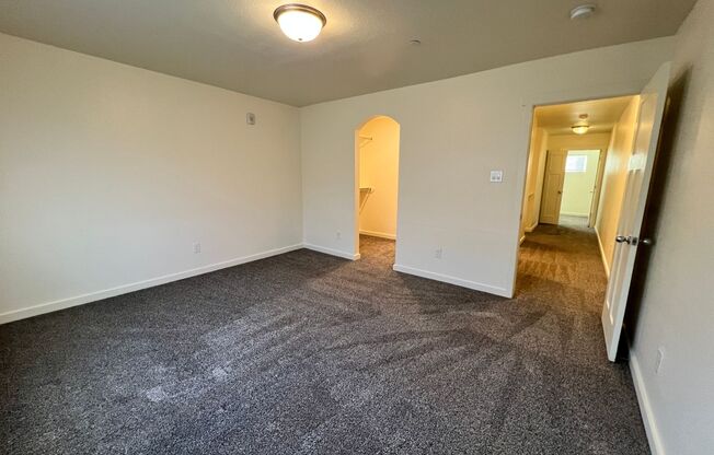 3 beds, 2.5 baths, $1,800, Unit # 23 C