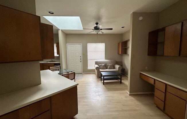 Studio, 1 bath, 432 sqft, $895, Unit 68
