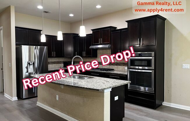 Single Story -4 Bed/2.5 Bath Plus Study in Pearson Place!