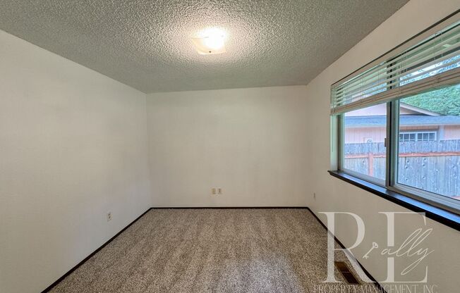 3 beds, 1 bath, $2,250