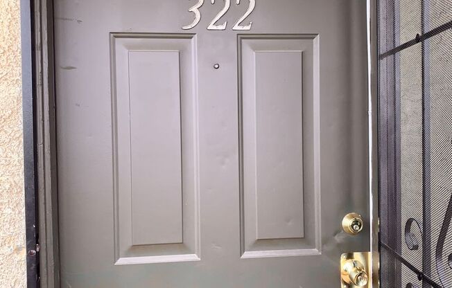 Henderson Cute 2 Bedroom Condominium