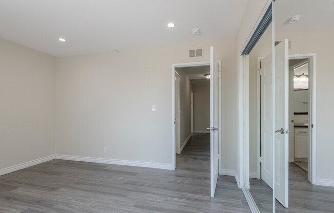 2 beds, 2.5 baths, 1,280 sqft, $2,695, Unit 6