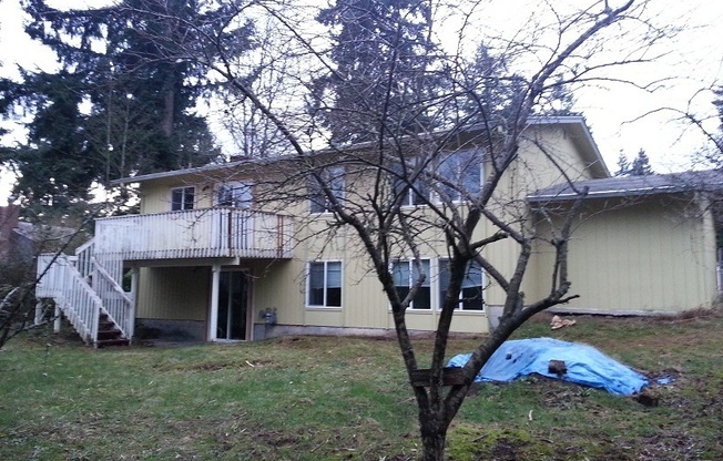 Ideal Split-Level Lake Hills Home