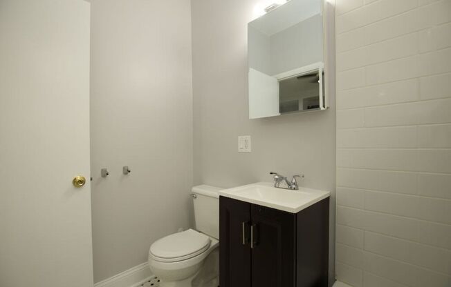 Studio, 1 bath, $995, Unit 101