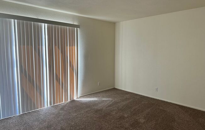 1 bed, 1 bath, 641 sqft, $1,100