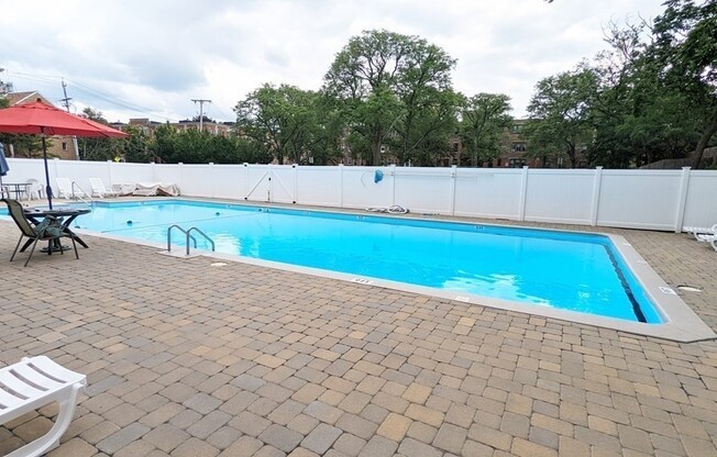 1 bed, 1 bath, 733 sqft, $2,750, Unit 114