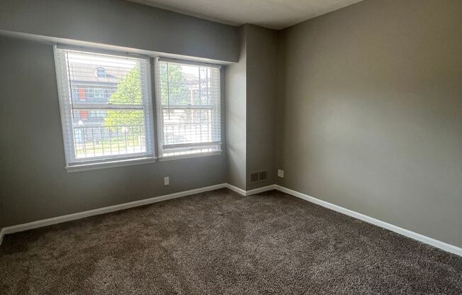 2 beds, 2 baths, 720 sqft, $1,150, Unit 205