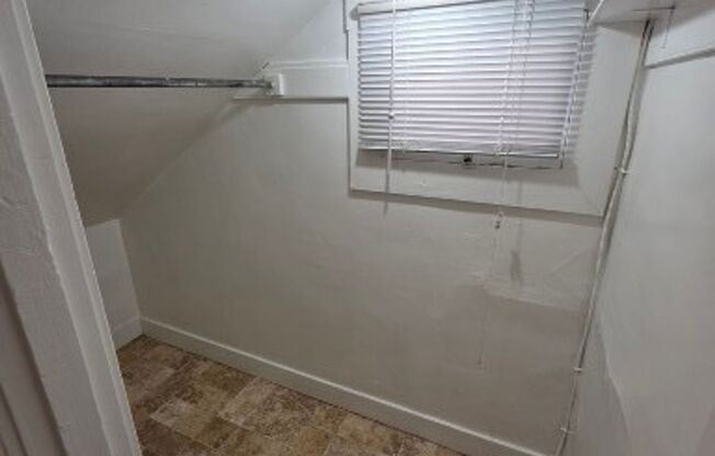 422 East 15th Street